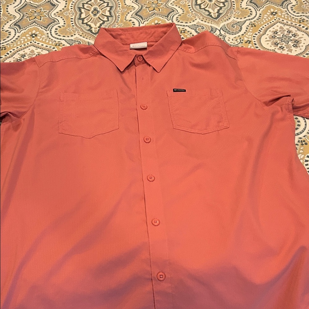 Columbia Men's Coral Casual Button-Down Shirt